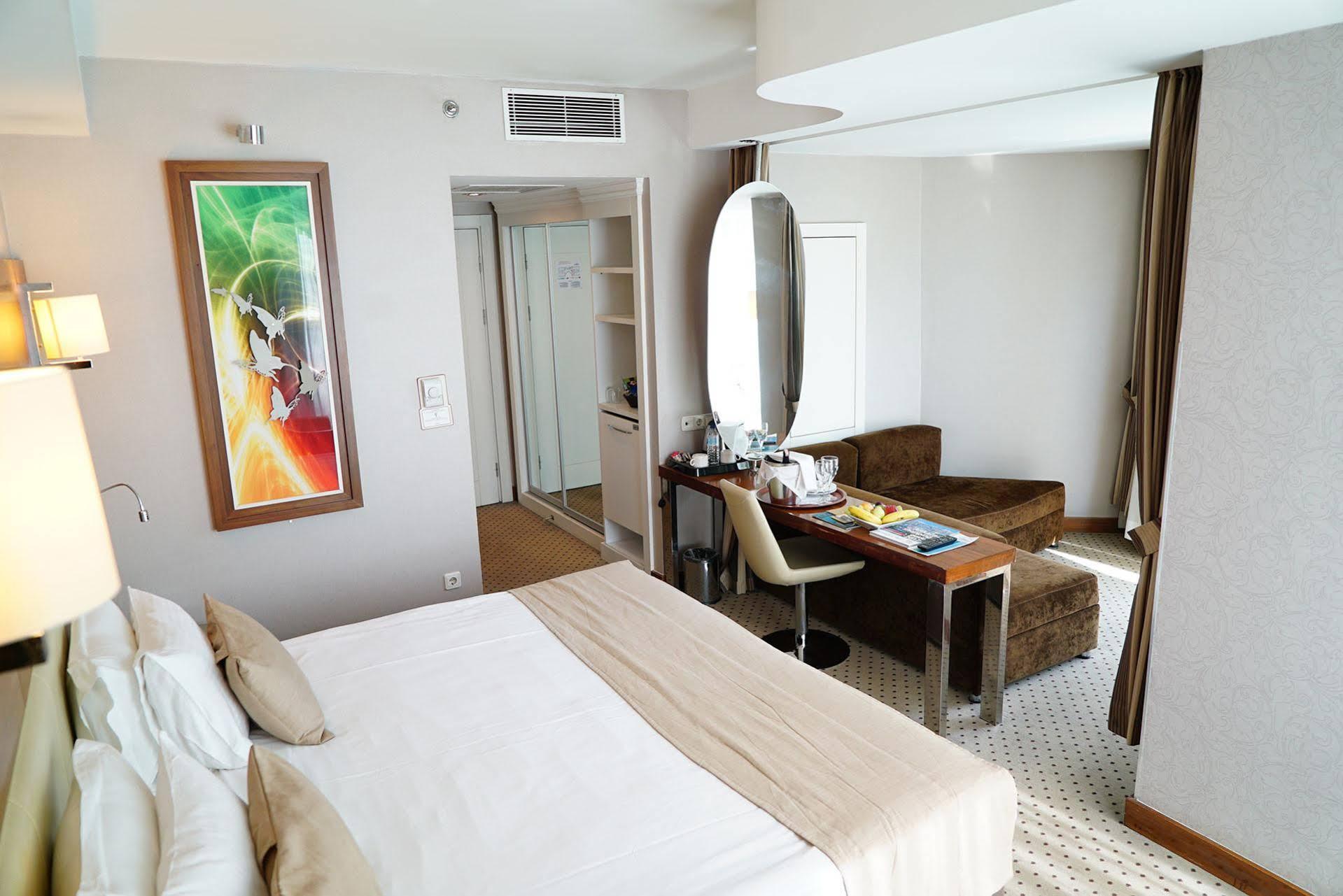 Alba Otel 4*